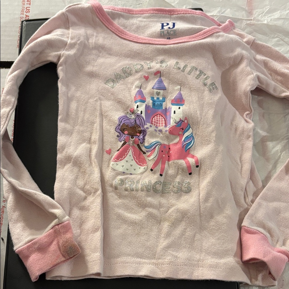 Place Pink Long Sleeve Princess and Unicorn sleep top 2T